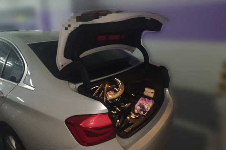 Used BMW 3 Series 2016 320Li Ambition Model Trunk