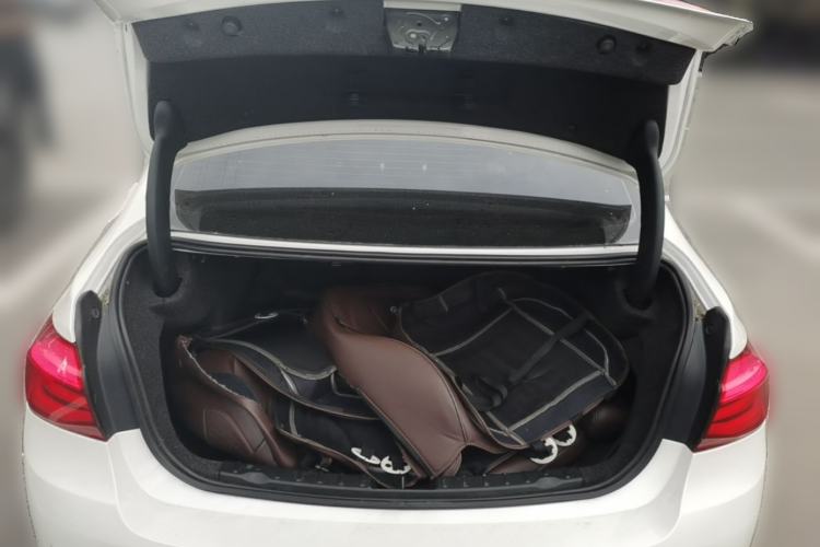 Used BMW 3 Series 2016 320Li Ambition Model Trunk