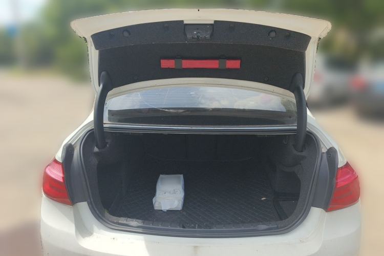 Used BMW 3 Series 2016 320Li Ambition Model Trunk