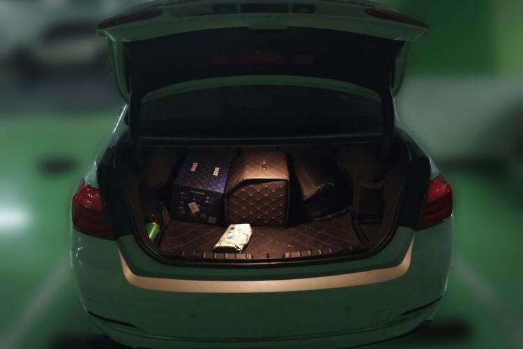 Used BMW 3 Series 2016 320Li Fashion Model Trunk