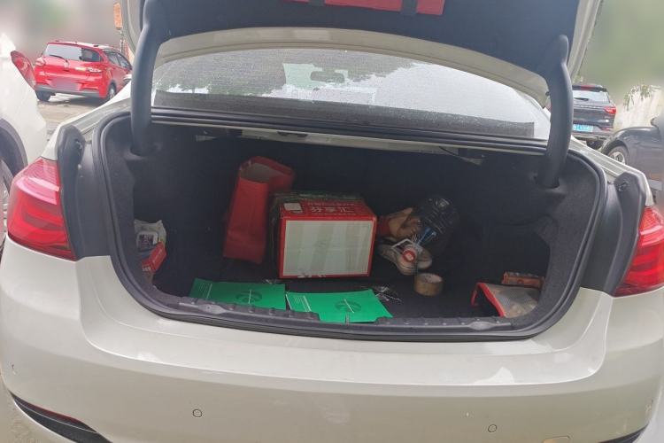 Used BMW 3 Series 2016 320Li Ambition Model Trunk