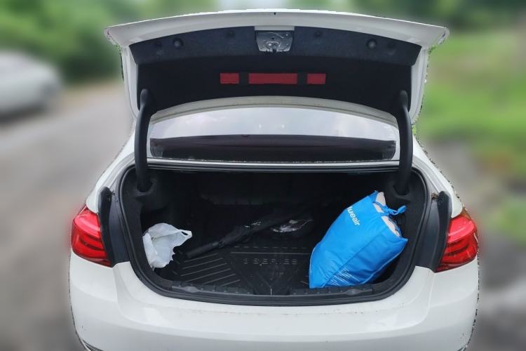 Used BMW 3 Series 2016 320Li Ambition Model Trunk