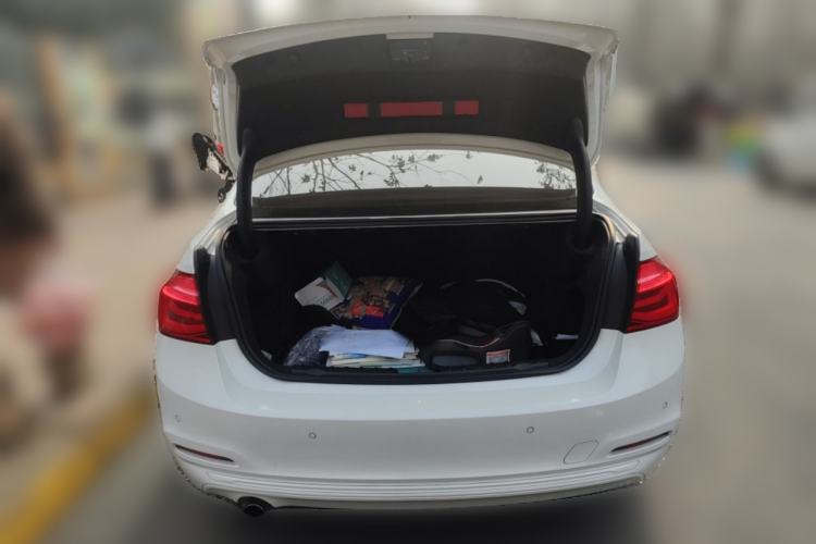 Used BMW 3 Series 2016 316i Fashion Model Trunk