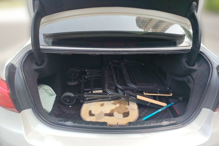 Used BMW 3 Series 2016 320Li Fashion Model Trunk
