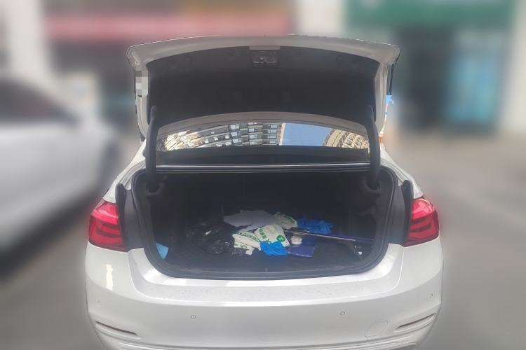 Used BMW 3 Series 2016 320i Fashion Model Trunk