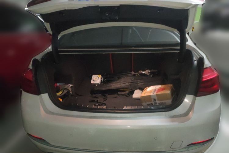 Used BMW 3 Series 2016 328Li Fashion Model Trunk
