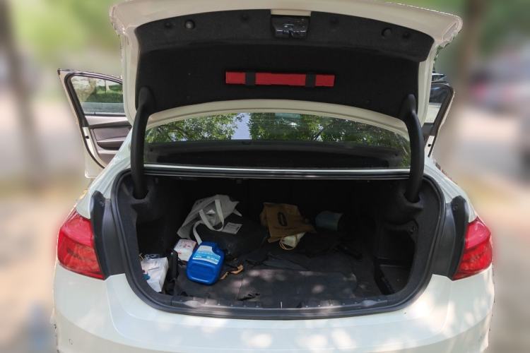 Used BMW 3 Series 2016 320i Fashion Model Trunk