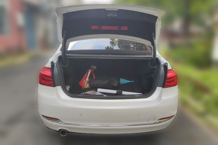 Used BMW 3 Series 2016 328Li Fashion Model Trunk