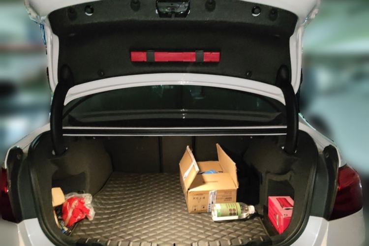 Used BMW 3 Series 2016 320Li Fashion Model Trunk