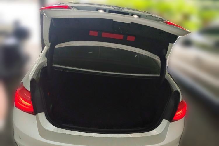 Used BMW 3 Series 2016 316i Fashion Model Trunk