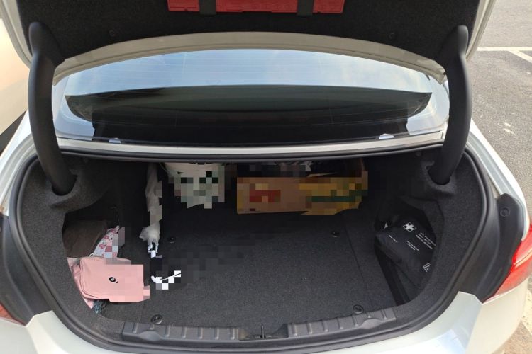 Used BMW 3 Series 2016 320i Fashion Model Trunk