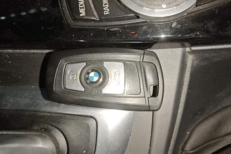 Used BMW 3 Series 2016 320Li Fashion Model Vehicle Key