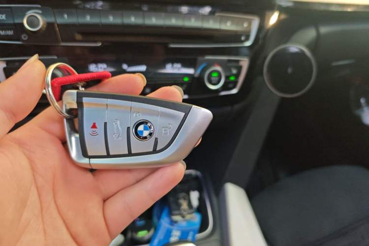 Used BMW 3 Series 2016 328i M Sport Vehicle Key