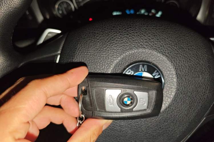 Used BMW 3 Series 2016 328Li Fashion Model Vehicle Key
