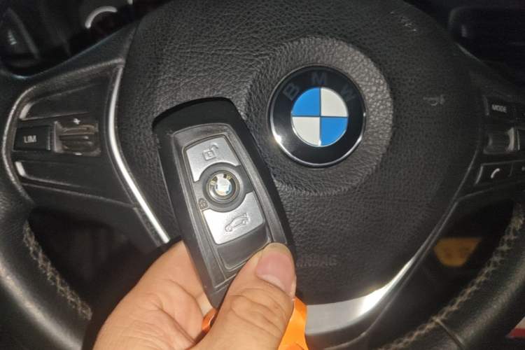 Used BMW 3 Series 2016 320Li Fashion Model Vehicle Key