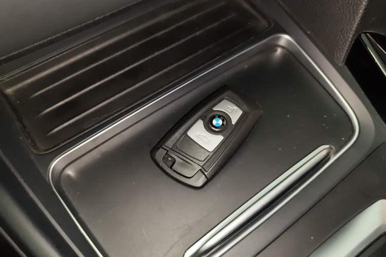 Used BMW 3 Series 2016 320Li Ambition Model Vehicle Key