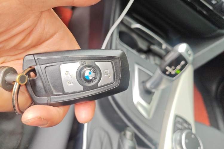 Used BMW 3 Series 2016 320Li Fashion Model Vehicle Key