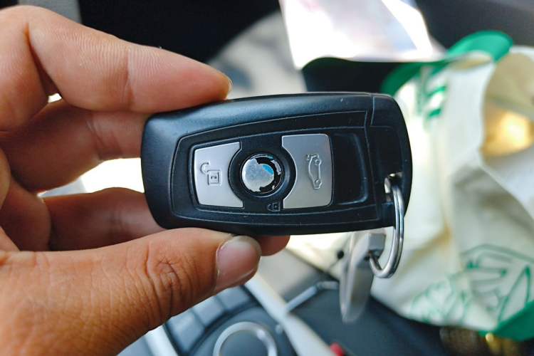 Used BMW 3 Series 2016 320Li Ambition Model Vehicle Key