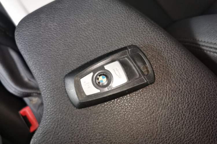 Used BMW 3 Series 2016 320Li Fashion Model Vehicle Key