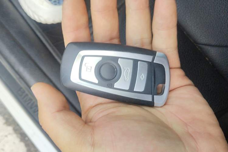 Used BMW 3 Series 2016 320Li Fashion Model Vehicle Key