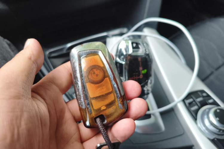 Used BMW 3 Series 2016 320i Fashion Model Vehicle Key