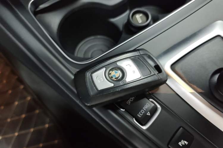Used BMW 3 Series 2016 320Li Fashion Model Vehicle Key