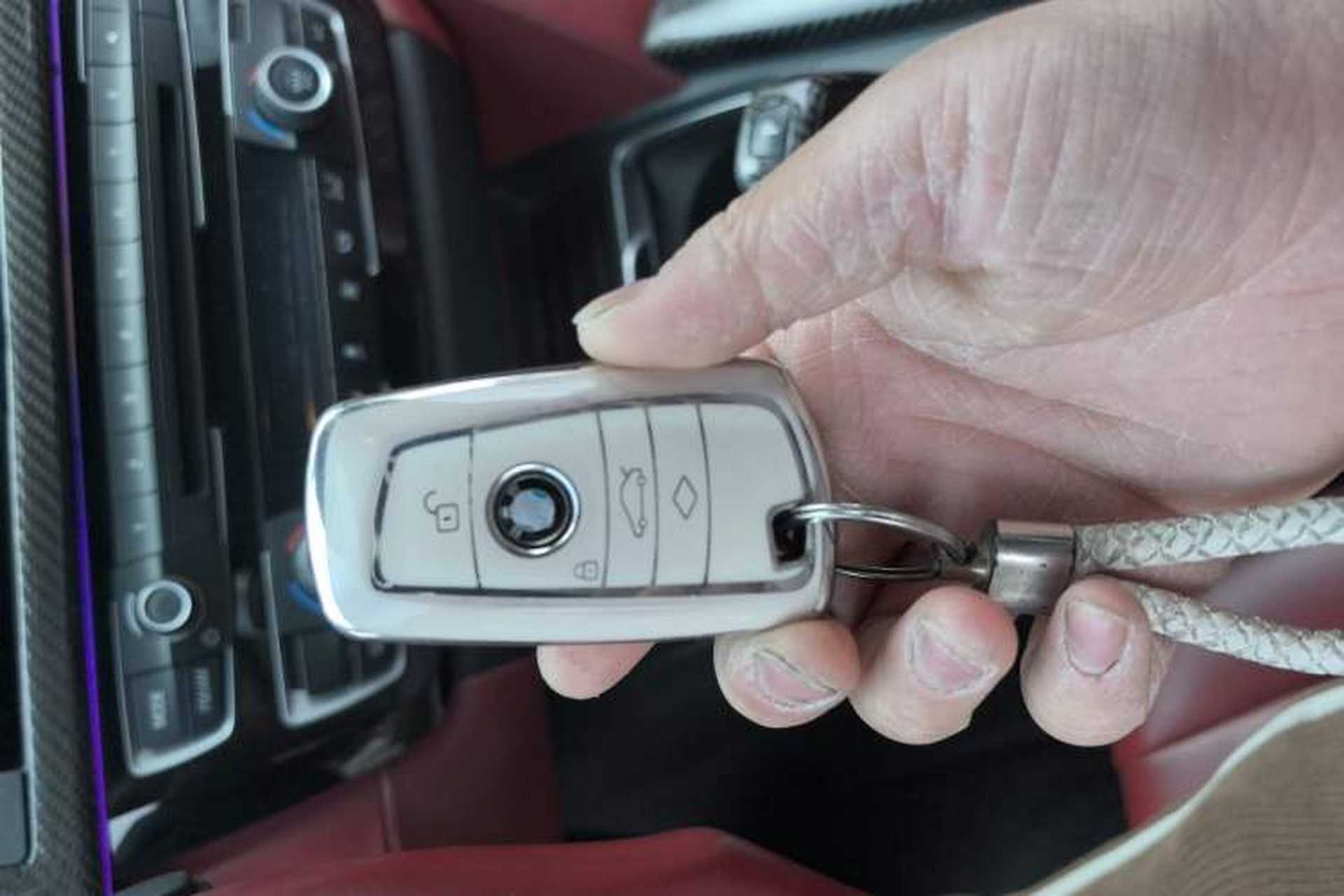 Used BMW 3 Series 2016 320i Fashion Model Vehicle Key