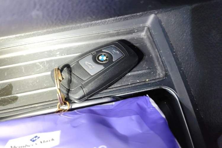 Used BMW 3 Series 2016 328Li Fashion Model Vehicle Key