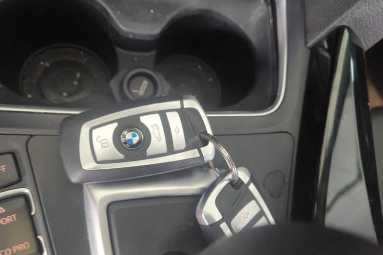 Used BMW 3 Series 2016 320Li Ambition Model Vehicle Key
