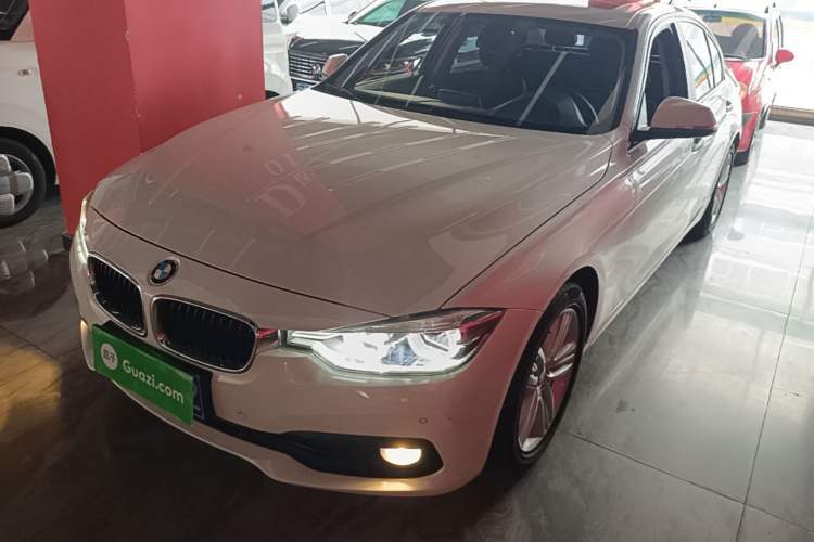 Used BMW 3 Series 2016 320i Fashion Model Guazi used car, China used car export, Used car for sale, Used cars, Cheapest cars for sale