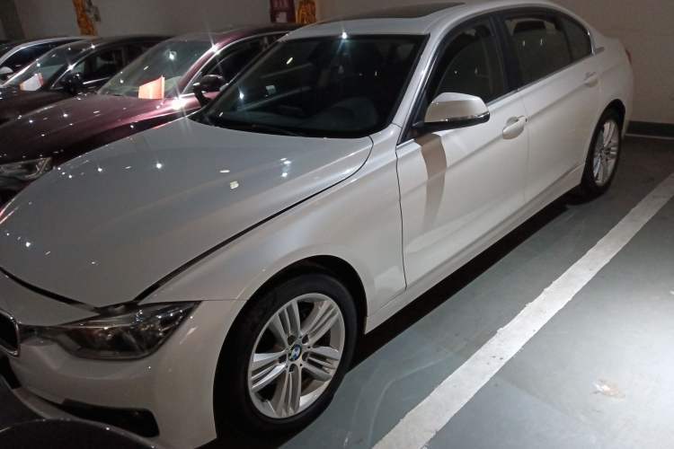 Used BMW 3 Series 2016 320Li Fashion Model Guazi used car, China used car export, Used car for sale, Used BMW cars, Cheapest cars for sale