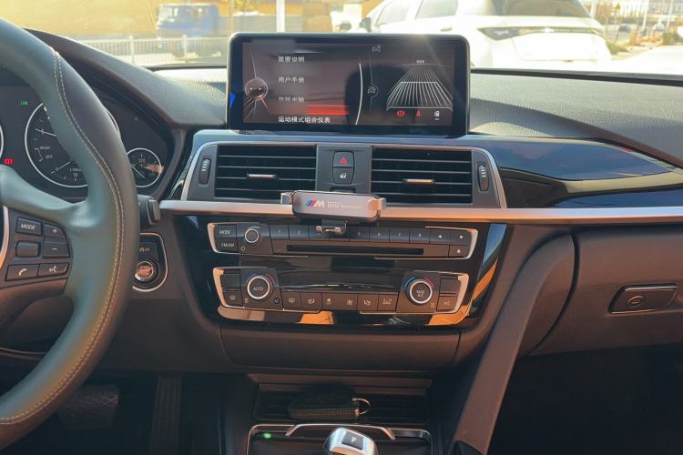Used BMW 3 Series 2016 320Li Ambition Model Audio And AC Panel