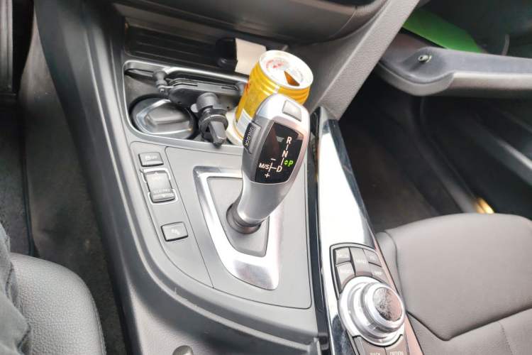 Used BMW 3 Series 2016 320Li Fashion Model Gear Lever