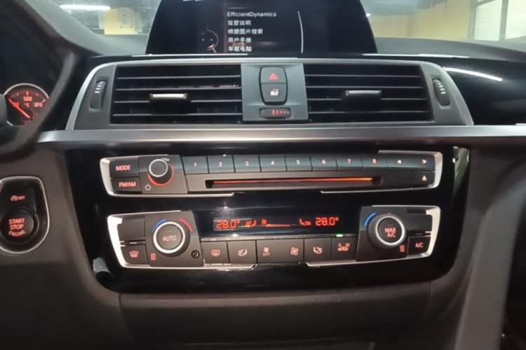 Used BMW 3 Series 2017 320Li M Sport Edition Audio And AC Panel
