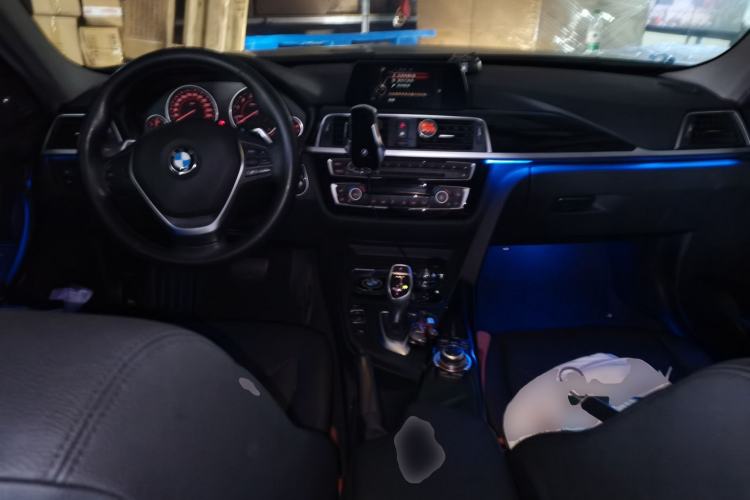Used BMW 3 Series 2017 320Li M Sport Edition Center Console