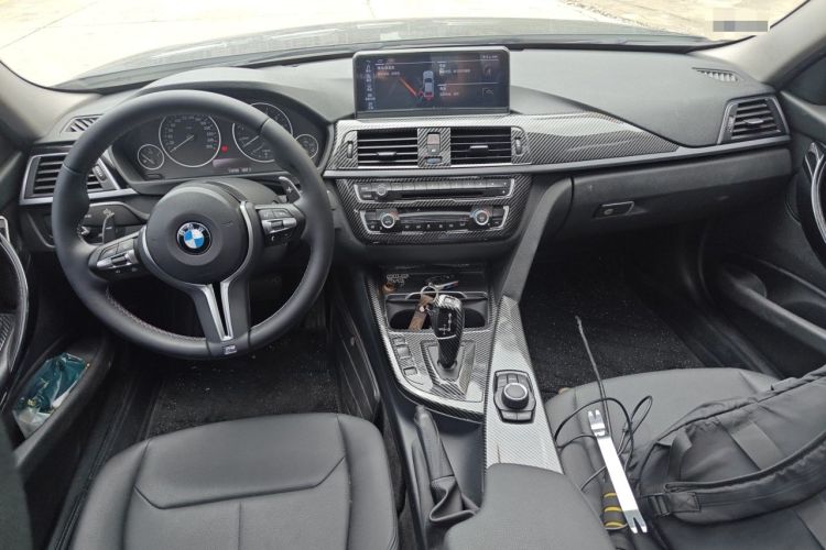 Used BMW 3 Series 2017 318i Fashion Model Center Console