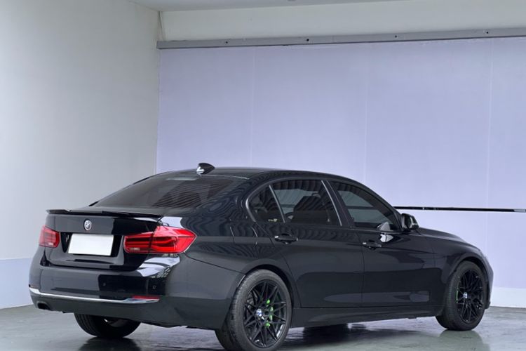 Used BMW 3 Series 2017 320Li Fashion Model Exterior 4