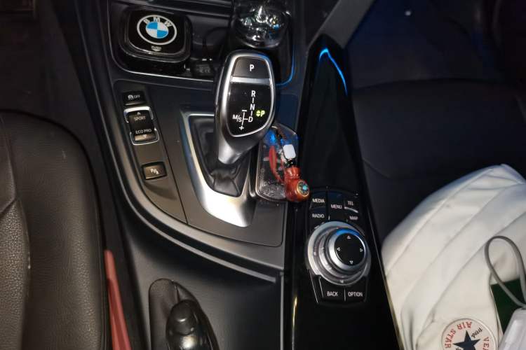 Used BMW 3 Series 2017 320Li M Sport Edition Gear Lever