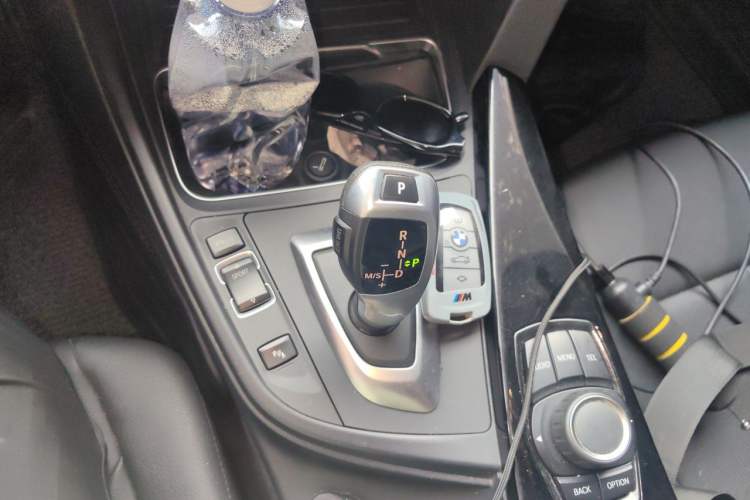 Used BMW 3 Series 2017 320Li Fashion Model Gear Lever