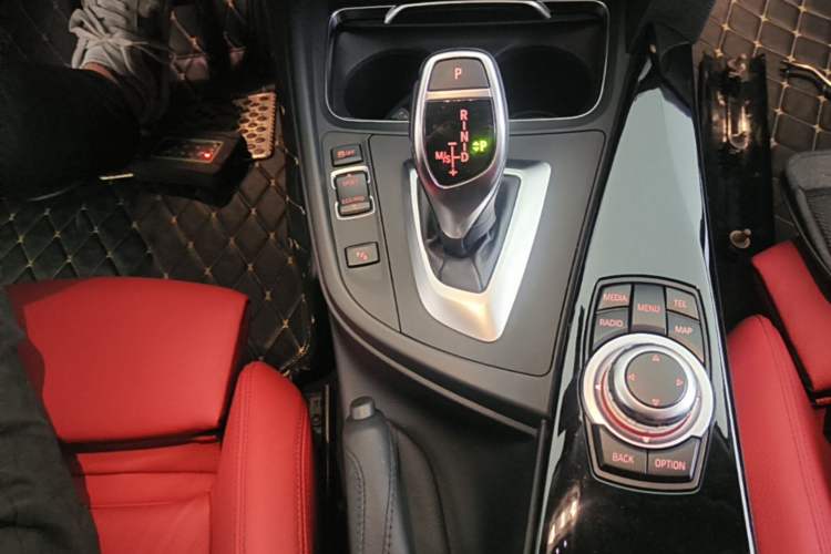 Used BMW 3 Series 2017 320Li M Sport Edition Gear Lever