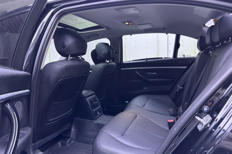 Used BMW 3 Series 2017 320Li Fashion Model Interior 2