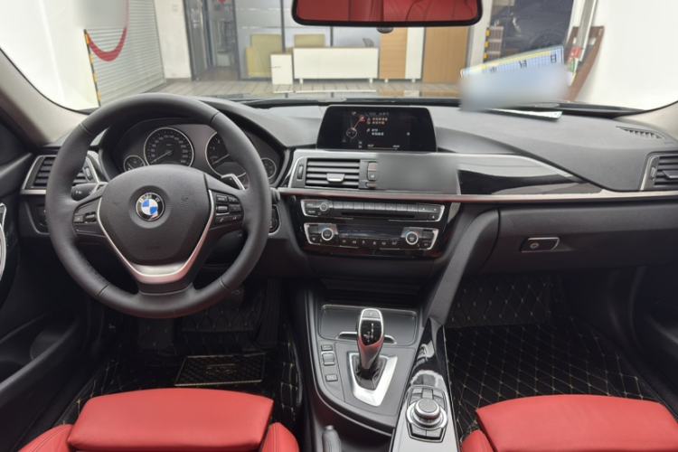 Used BMW 3 Series 2017 320Li M Sport Edition Interior 2