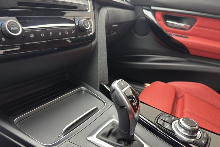 Used BMW 3 Series 2017 320Li M Sport Edition Interior 3