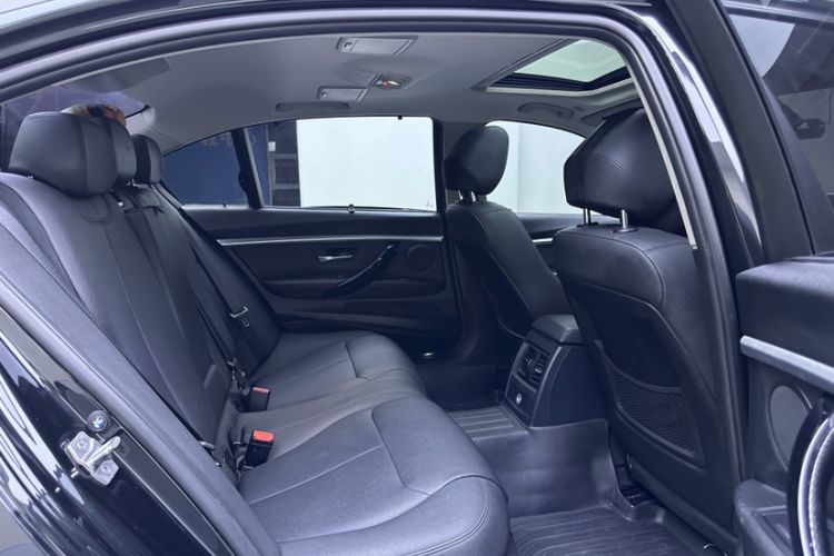 Used BMW 3 Series 2017 320Li Fashion Model Interior 8