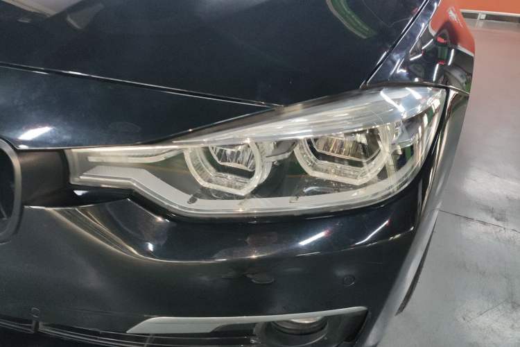 Used BMW 3 Series 2017 320Li Fashion Model Left Front Headlight
