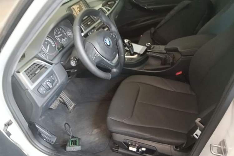Used BMW 3 Series 2017 320Li Fashion Model Left Front Seat