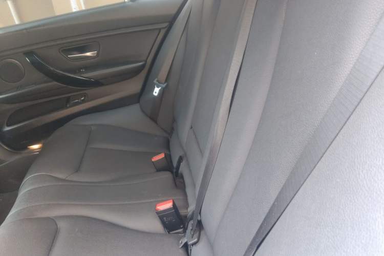 Used BMW 3 Series 2017 320Li Fashion Model Left Rear Seat