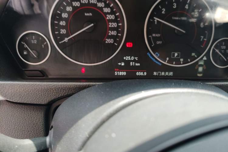 Used BMW 3 Series 2017 320Li M Sport Edition Odometer Close Up