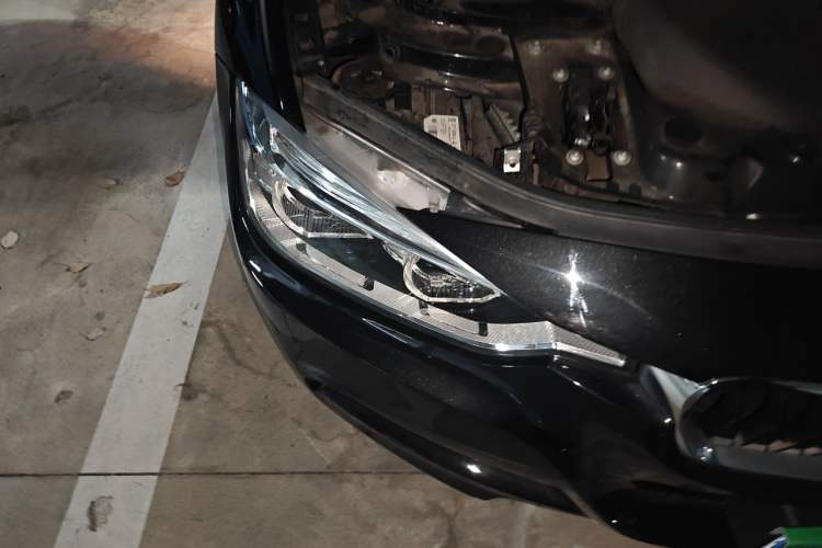 Used BMW 3 Series 2017 320Li M Sport Edition Right Front Headlight