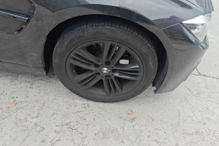 Used BMW 3 Series 2017 318i Fashion Model Right Front Wheel Hub